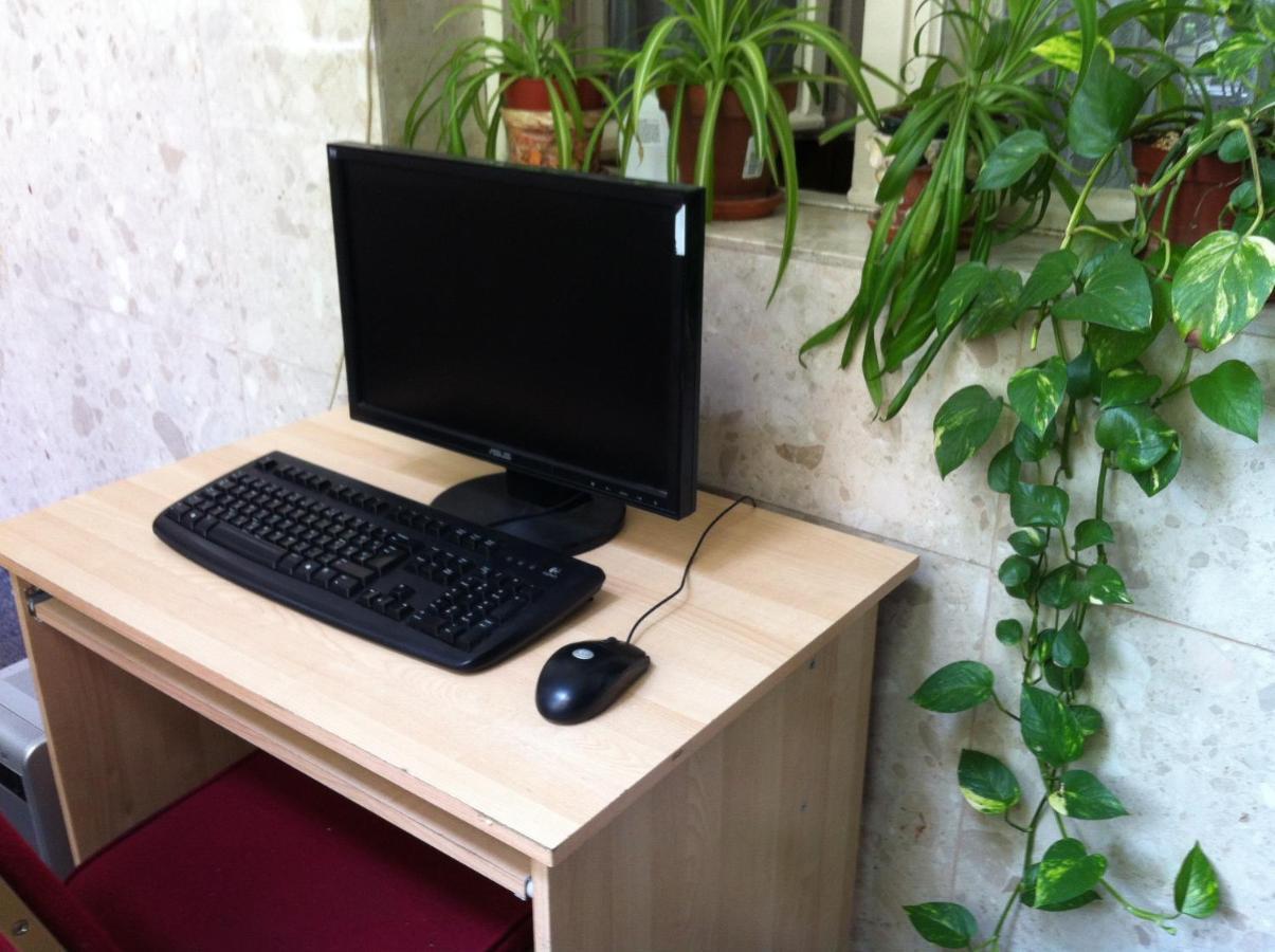 Season Hostel Budapest Extérieur photo